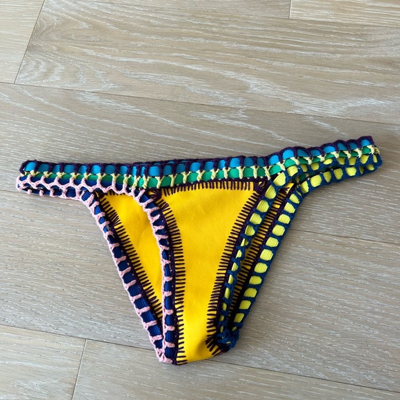 KIINI bikini top and bottom - Picture 7 of 7